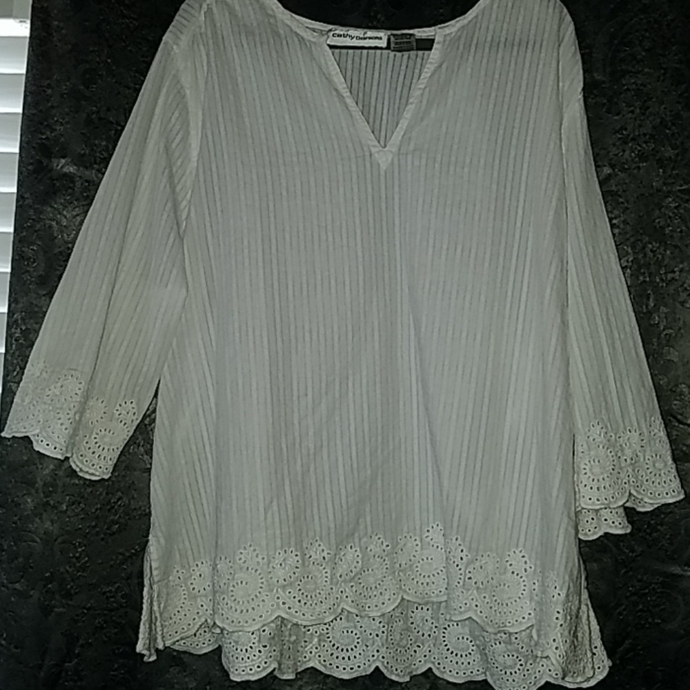 Cathy Daniels 2X eyelet white shirt